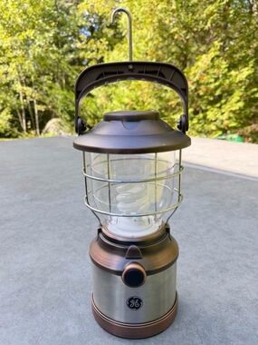 GE SteelBEAM Fluorescent Lantern Battery Powered Camping Light Silver Bronze
